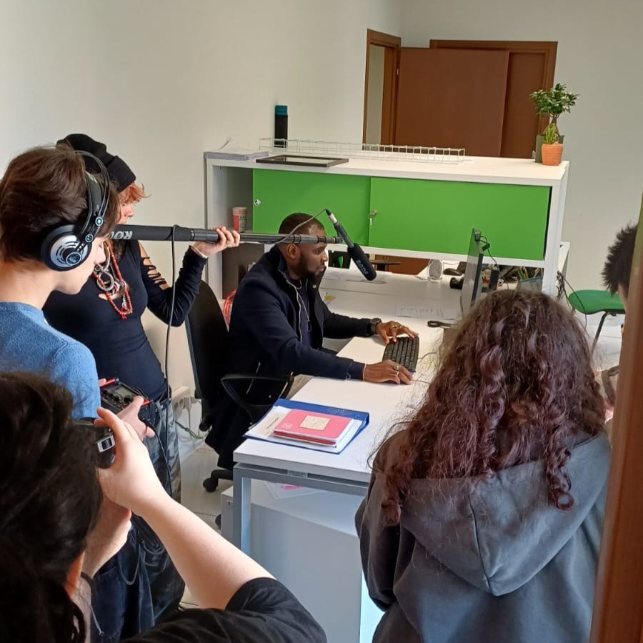 Immagine relativa a: Ciak… si gira al Centro per l’Impiego di Como!